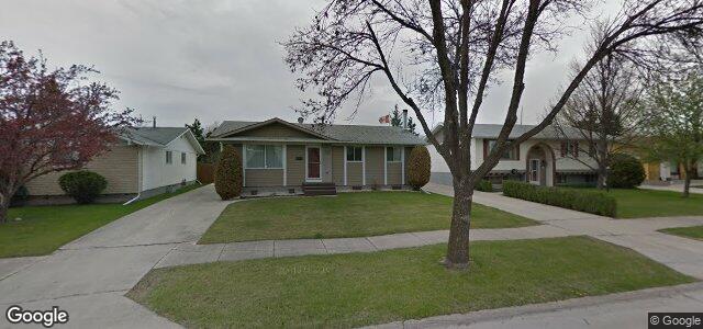 Larawan ng 27 Mankato Crescent sa Winnipeg, Manitoba