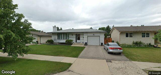 Larawan ng 28 Sardelle Crescent sa Winnipeg, Manitoba