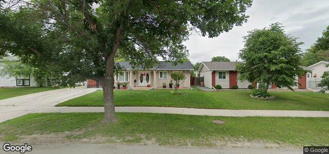 Larawan ng 295 Mapleglen Drive sa Winnipeg, Manitoba