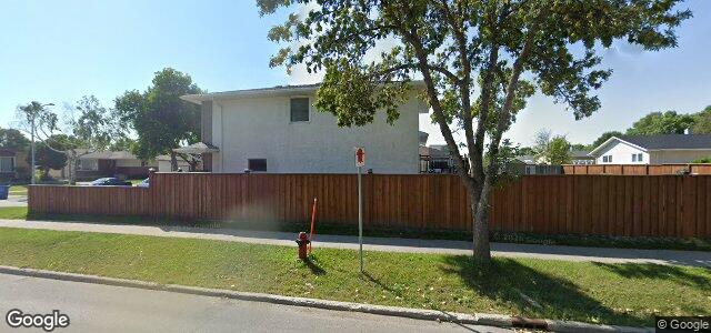 Larawan ng 3 Leamen Crescent sa Winnipeg, Manitoba