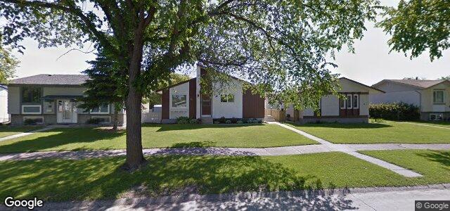 Larawan ng 30 Kushner Crescent sa Winnipeg, Manitoba