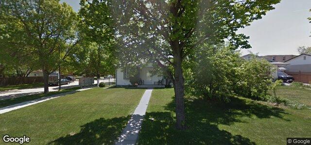 Larawan ng 30 Maevista Place sa Winnipeg, Manitoba