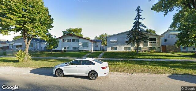 Larawan ng 301 Adsum Drive sa Winnipeg, Manitoba