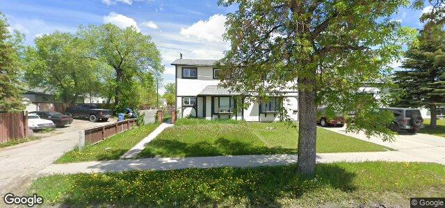 Larawan ng 305 Mapleglen Drive sa Winnipeg, Manitoba