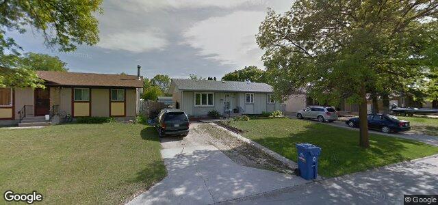 Larawan ng 31 Hiddleston Crescent sa Winnipeg, Manitoba