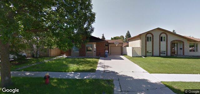 Larawan ng 31 Rolmount Road sa Winnipeg, Manitoba