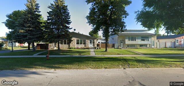 Larawan ng 325 Adsum Drive sa Winnipeg, Manitoba