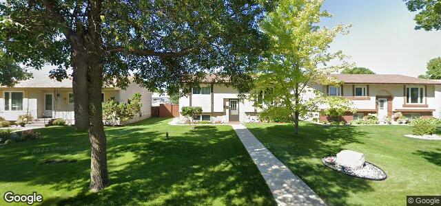 Larawan ng 34 Cannes Crescent sa Winnipeg, Manitoba