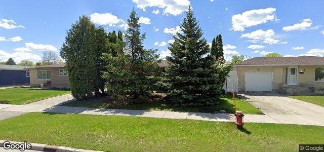 Larawan ng 34 Doubleday Drive sa Winnipeg, Manitoba