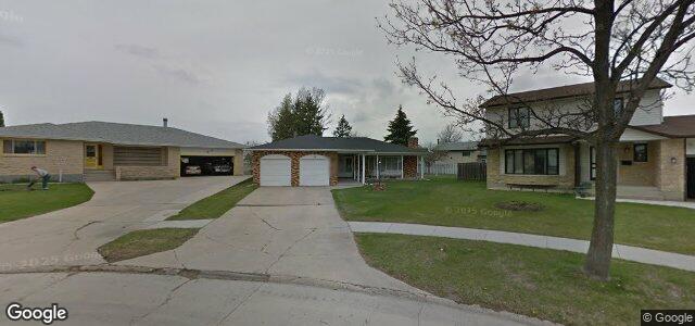 Larawan ng 34 Manren Crescent sa Winnipeg, Manitoba