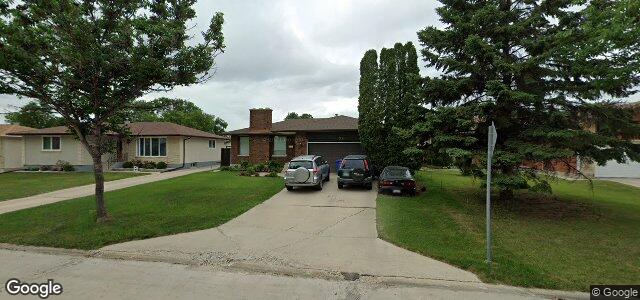 Larawan ng 34 Pickley Crescent sa Winnipeg, Manitoba