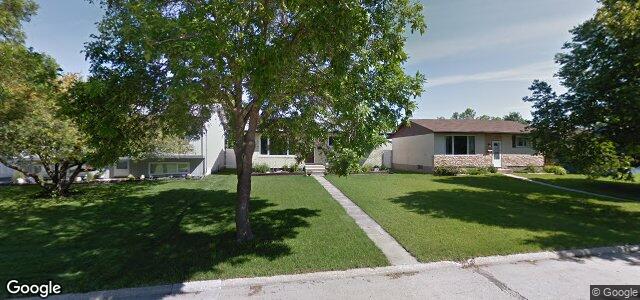 Larawan ng 34 Rolmount Road sa Winnipeg, Manitoba