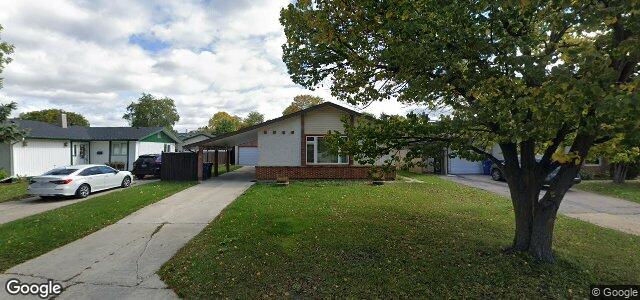 Larawan ng 35 Ashmore Drive sa Winnipeg, Manitoba