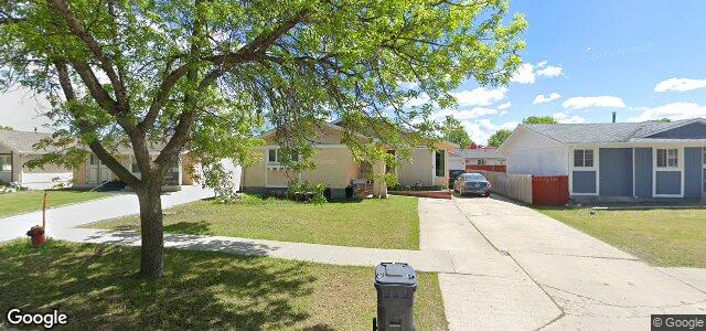 Larawan ng 35 Herron Road sa Winnipeg, Manitoba