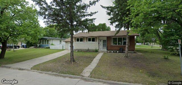 Larawan ng 36 Massena Crescent sa Winnipeg, Manitoba