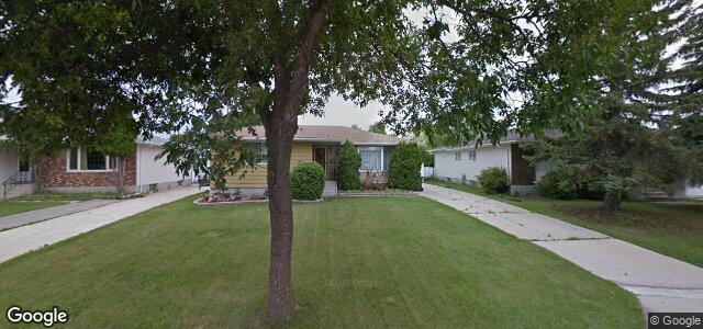 Larawan ng 37 Keystone Crescent sa Winnipeg, Manitoba