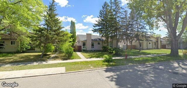 Larawan ng 373 Mandalay Drive sa Winnipeg, Manitoba