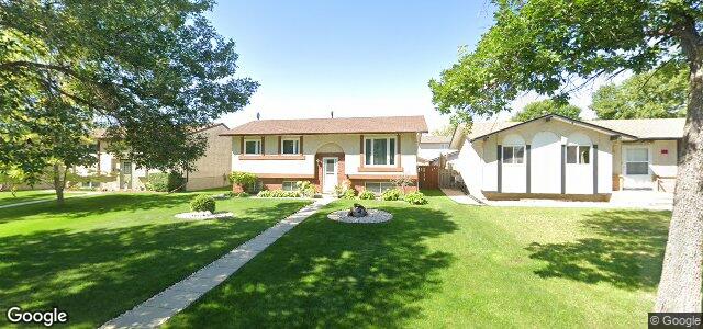 Larawan ng 38 Cannes Crescent sa Winnipeg, Manitoba