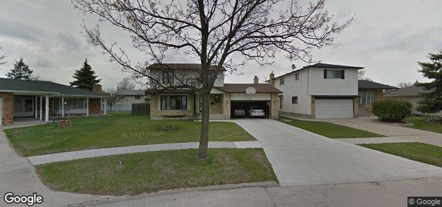 Larawan ng 38 Manren Crescent sa Winnipeg, Manitoba