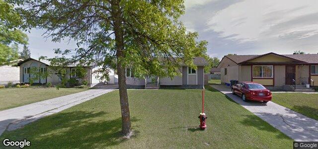 Larawan ng 39 Hiddleston Crescent sa Winnipeg, Manitoba