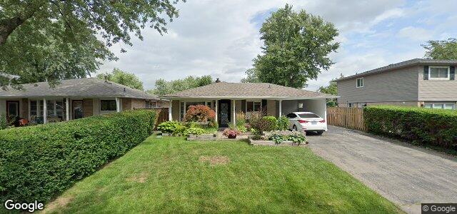 Larawan ng 39 Roberts Crescent sa Winnipeg, Manitoba