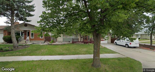 Larawan ng 4 Sardelle Crescent sa Winnipeg, Manitoba