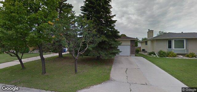 Larawan ng 41 Keystone Crescent sa Winnipeg, Manitoba