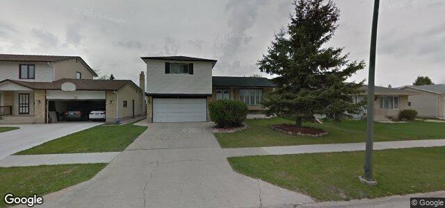 Larawan ng 42 Manren Crescent sa Winnipeg, Manitoba