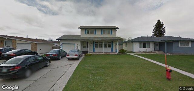 Larawan ng 42 Masterton Crescent sa Winnipeg, Manitoba