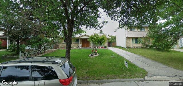 Larawan ng 43 Magenta Crescent sa Winnipeg, Manitoba