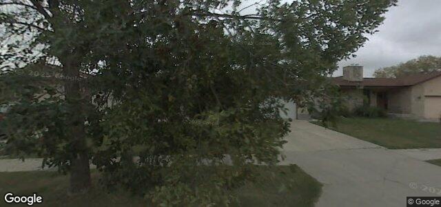 Larawan ng 43 Pickley Crescent sa Winnipeg, Manitoba