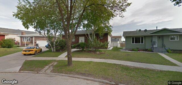 Larawan ng 44 Councillor Bay sa Winnipeg, Manitoba