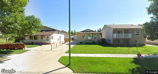 Larawan ng 45 Cannes Crescent sa Winnipeg, Manitoba