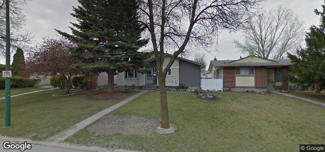 Larawan ng 46 Mankato Crescent sa Winnipeg, Manitoba