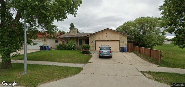 Larawan ng 47 Pickley Crescent sa Winnipeg, Manitoba