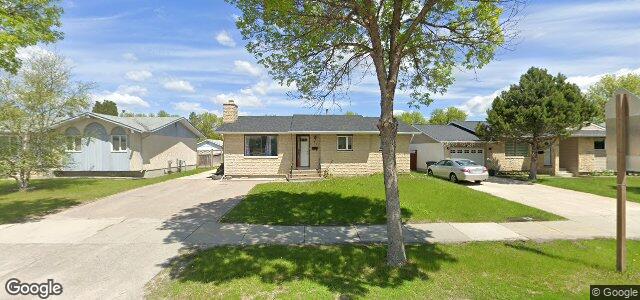 Larawan ng 51 Doubleday Drive sa Winnipeg, Manitoba