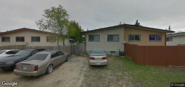 Larawan ng 51 Manor House Court sa Winnipeg, Manitoba