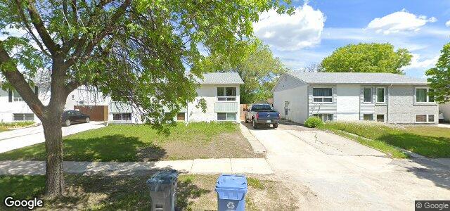 Larawan ng 51 Mapleton Drive sa Winnipeg, Manitoba