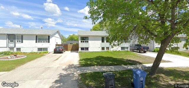Larawan ng 53 Mapleton Drive sa Winnipeg, Manitoba