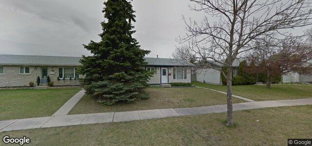 Larawan ng 54 Piney Crescent sa Winnipeg, Manitoba
