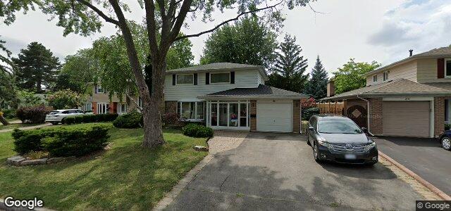 Photo of 54 Roberts Crescent in Winnipeg, Manitoba