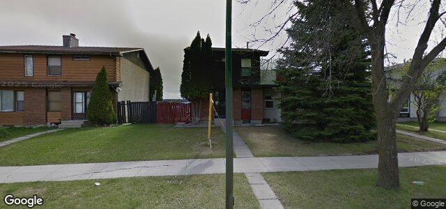 Larawan ng 55 Desharnais Street sa Winnipeg, Manitoba