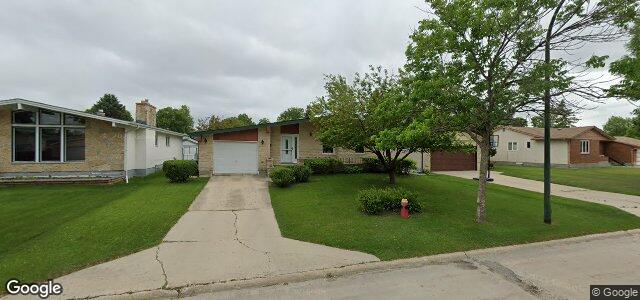 Larawan ng 55 Sardelle Crescent sa Winnipeg, Manitoba