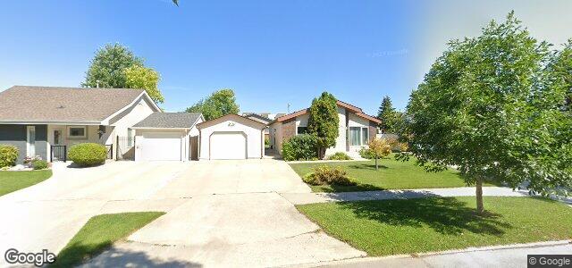 Larawan ng 61 Cannes Crescent sa Winnipeg, Manitoba