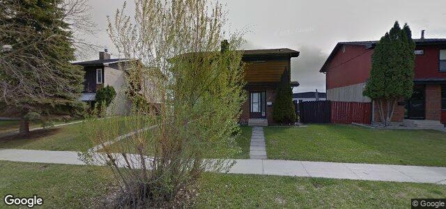 Larawan ng 61 Desharnais Street sa Winnipeg, Manitoba