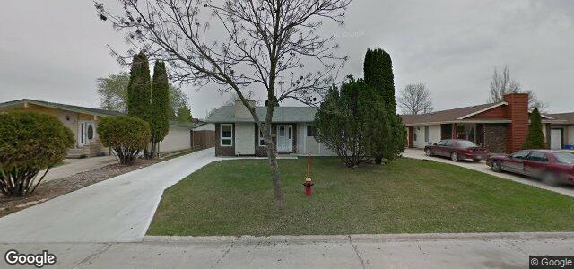 Larawan ng 61 Piney Crescent sa Winnipeg, Manitoba