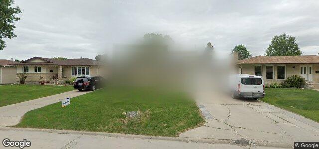 Larawan ng 62 Pickley Crescent sa Winnipeg, Manitoba
