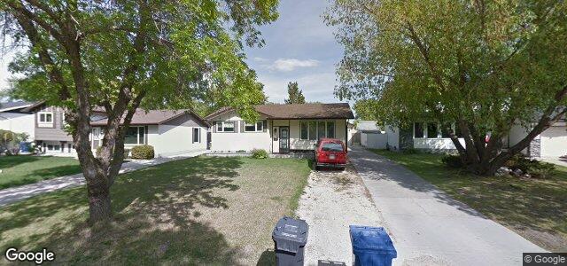 Larawan ng 63 Hiddleston Crescent sa Winnipeg, Manitoba