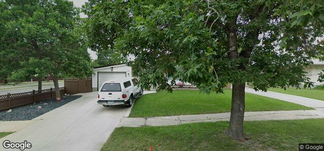 Larawan ng 63 Martindale Place sa Winnipeg, Manitoba