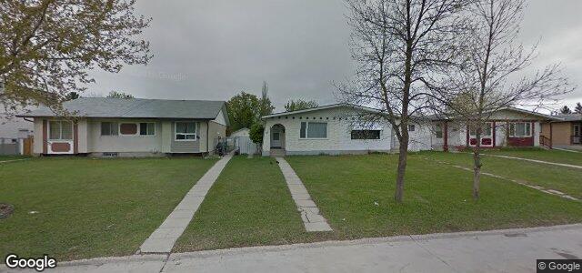 Larawan ng 65 Manor House Court sa Winnipeg, Manitoba